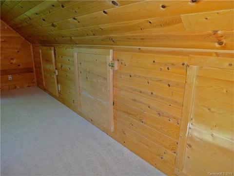 323 Hyacinth Dr, Clyde, NC 28721 photo 23