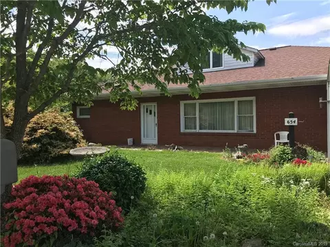 654 Summit Ave, Spruce Pine, NC 28777 photo 22