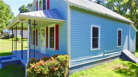 118 Normandy Dr, Morganton, NC 28655 photo 2