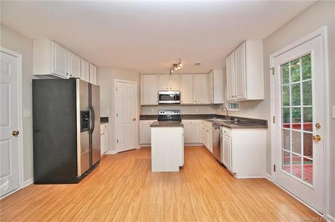 19034 Oakhurst Blvd, Cornelius, NC 28031 photo 15