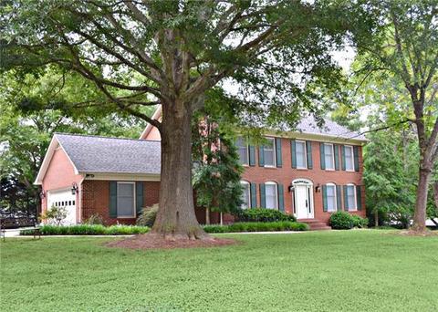 3430 5th Street Nw Dr NW, Hickory, NC 28601 photo 1