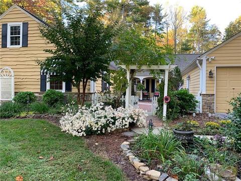 121 Boyd Dr, Flat Rock, NC 28731 photo 1