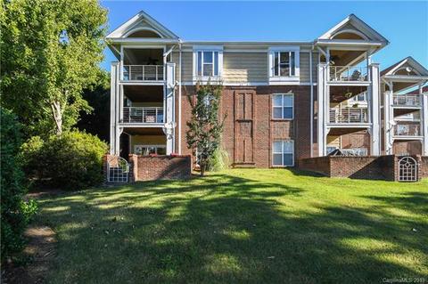 18619 Harborside Dr, Cornelius, NC 28031 photo 3