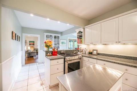 116 Park Ave, Brevard, NC 28712 photo 19