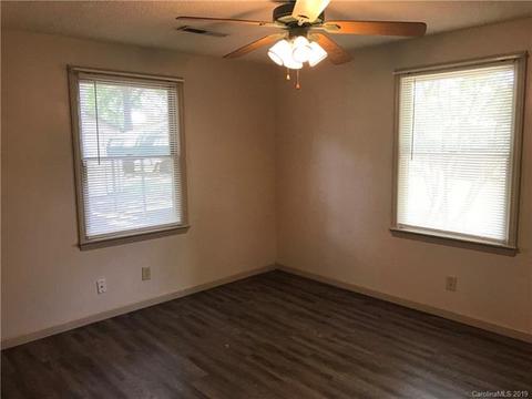 401 Lydia St, Monroe, NC 28110 photo 8
