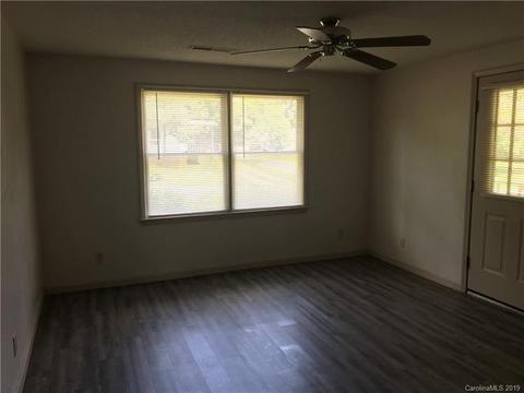 401 Lydia St, Monroe, NC 28110 photo 5