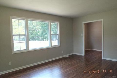 618 Davis St, Lancaster, SC 29720 photo 6