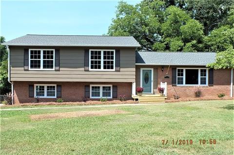 618 Davis St, Lancaster, SC 29720 photo 1