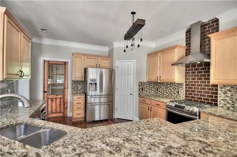 19405 Ruffner Dr, Cornelius, NC 28031 photo 13