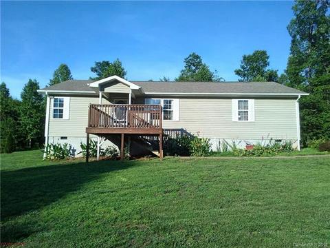 827 Mudcut Loop, Marion, NC 28752 photo 4
