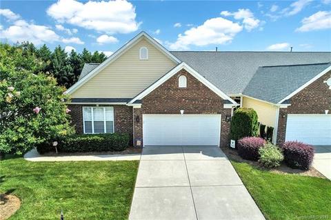 340 Garnet Ct, Fort Mill, SC 29708 photo 4