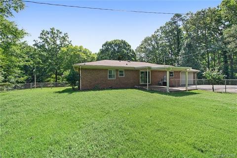 1175 Emerald Dr, Concord, NC 28025 photo 7