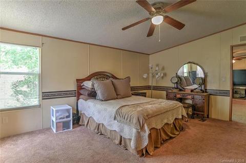 100 Taylor Ln, Marshall, NC 28753 photo 19