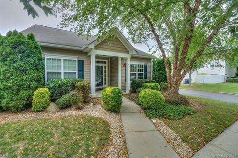 8747 Westwind Point Dr, Cornelius, NC 28031 photo 4