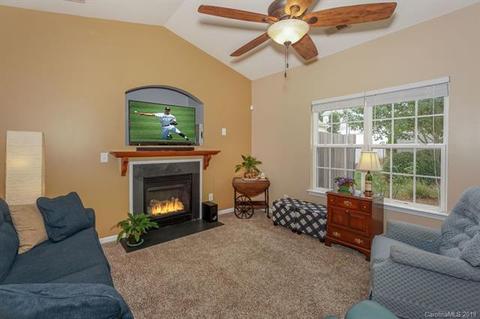 8747 Westwind Point Dr, Cornelius, NC 28031 photo 8