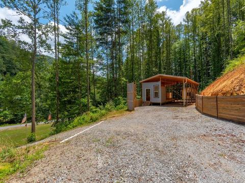 4165 Grapevine Rd, Marshall, NC 28753 photo 9