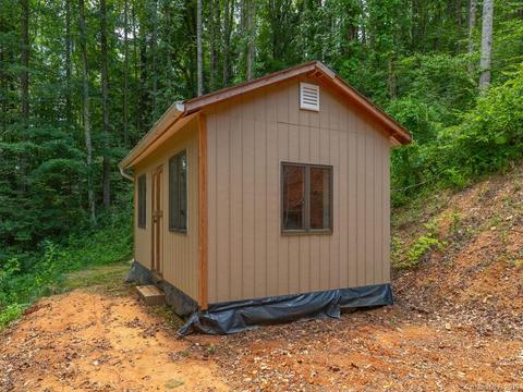 4165 Grapevine Rd, Marshall, NC 28753 photo 3