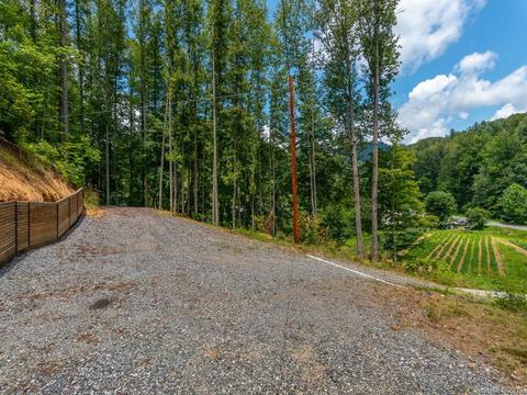 4165 Grapevine Rd, Marshall, NC 28753 photo 7