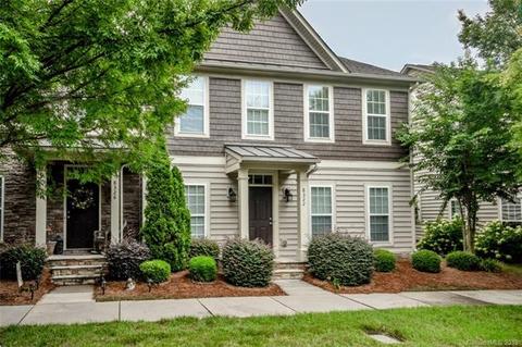8322 Viewpoint Ln, Cornelius, NC 28031 photo 2