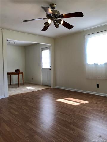 224 Jackson Loop Rd, Flat Rock, NC 28731 photo 10
