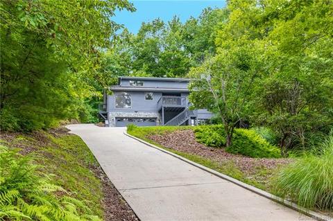 332 Utsonati Ln, Brevard, NC 28712 photo 4