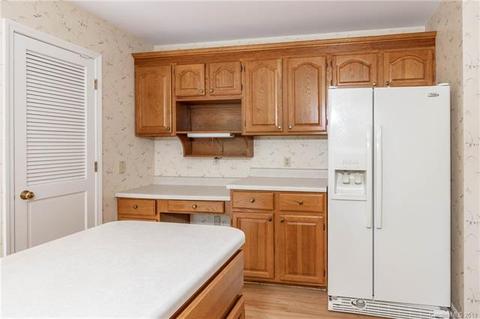 332 Utsonati Ln, Brevard, NC 28712 photo 11