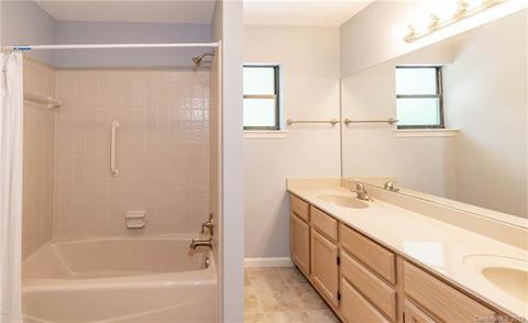 332 Utsonati Ln, Brevard, NC 28712 photo 16