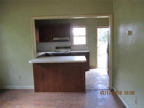 900 7th St, Spencer, NC 28159 photo 4