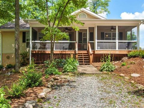 1068 Mountain Lakes Dr, Tryon, NC 28782 photo 2