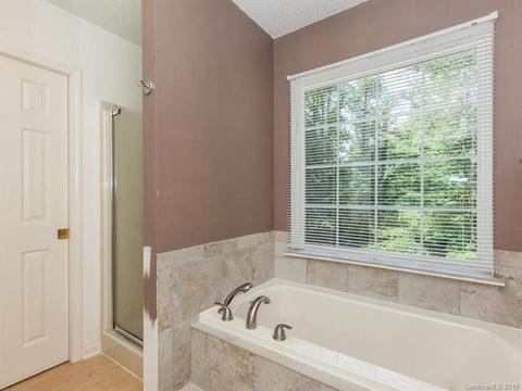 1068 Mountain Lakes Dr, Tryon, NC 28782 photo 16