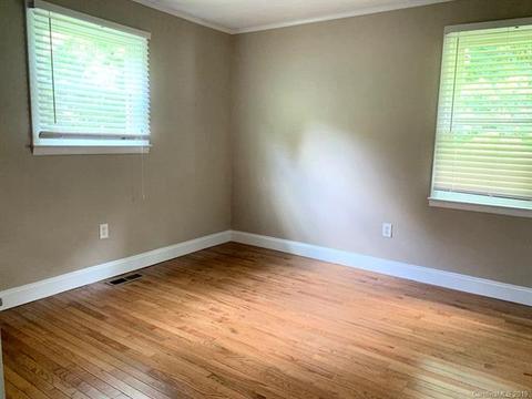 210 Hillcrest St, Sylva, NC 28779 photo 9