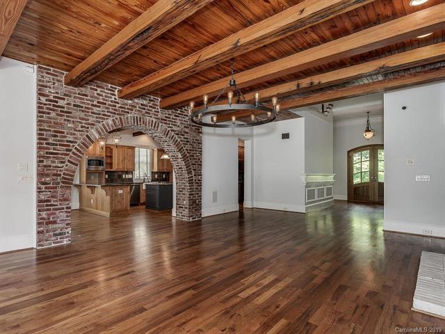  671 Llewellyn Pl, Charlotte, NC 28207 photo 11