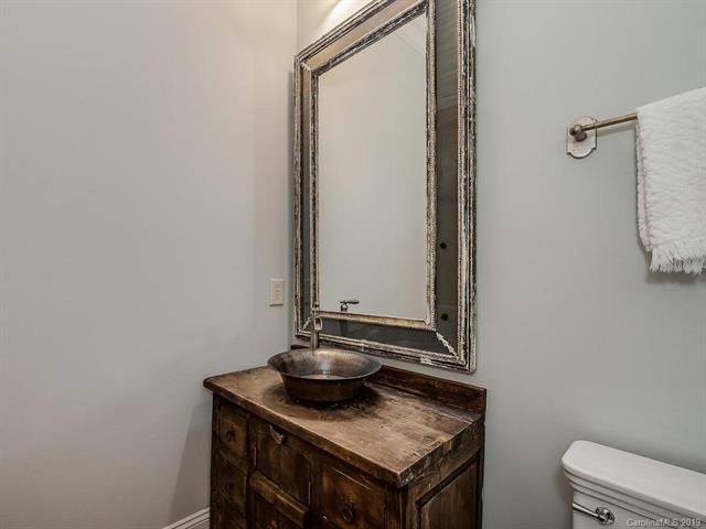  671 Llewellyn Pl, Charlotte, NC 28207 photo 20