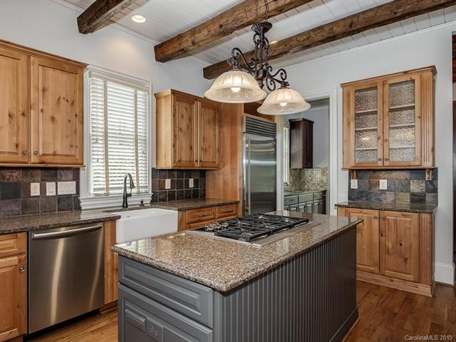  671 Llewellyn Pl, Charlotte, NC 28207 photo 13