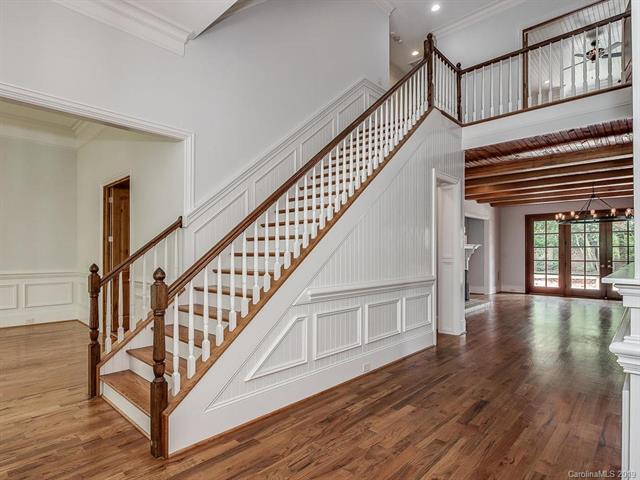  671 Llewellyn Pl, Charlotte, NC 28207 photo 5