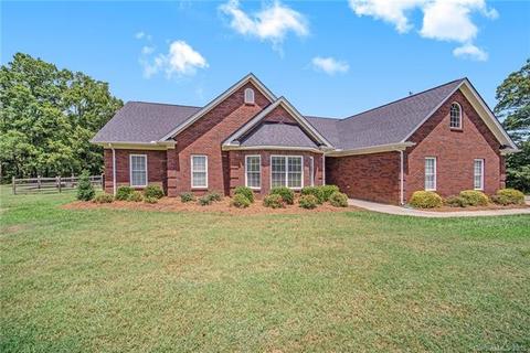 8113 Old Ferry Rd, Monroe, NC 28110 photo 2