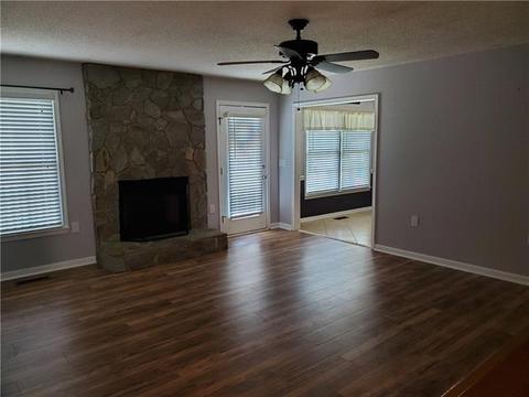 3817 River Rd, Hickory, NC 28602 photo 3