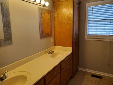 3817 River Rd, Hickory, NC 28602 photo 9
