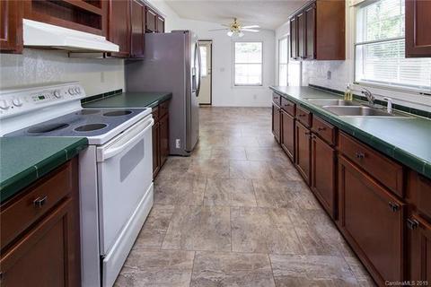 7023 Old Plank Rd, Stanley, NC 28164 photo 3