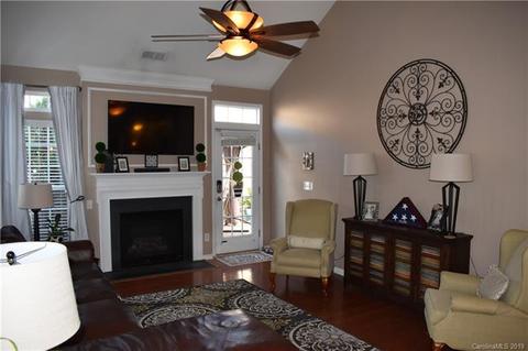 8316 Viewpoint Ln, Cornelius, NC 28031 photo 12