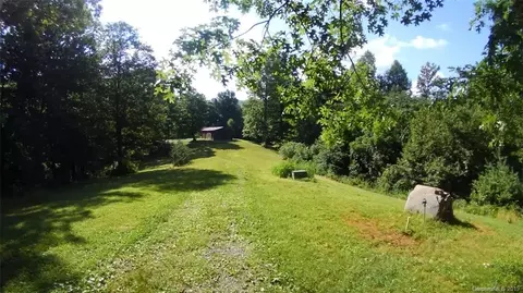 414 Piney Grove Rd, Marshall, NC 28753 photo 3