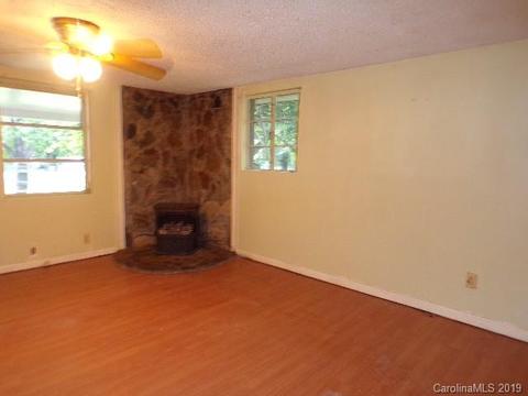 411 Thermal View Dr, Tryon, NC 28782 photo 9