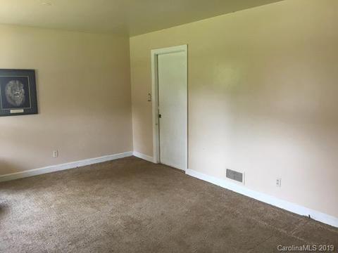 113 Normandy Dr, Morganton, NC 28655 photo 7