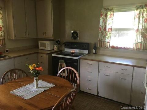 113 Normandy Dr, Morganton, NC 28655 photo 5