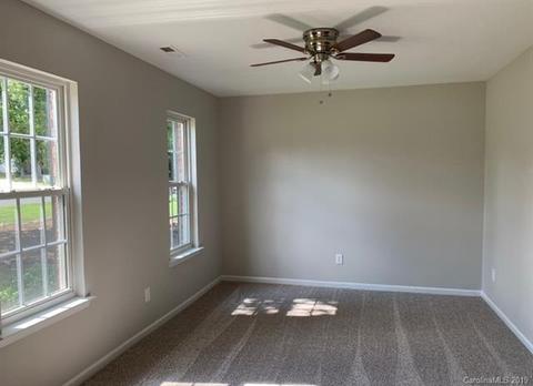 1504 Winthrop Ln, Monroe, NC 28110 photo 6
