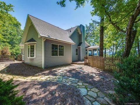 298 Stone Dr, Brevard, NC 28712 photo 3