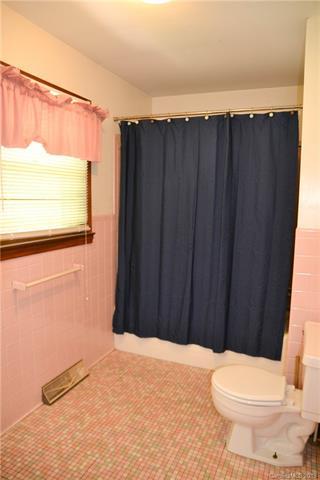 565 Morehead Rd, Marion, NC 28752 photo 22