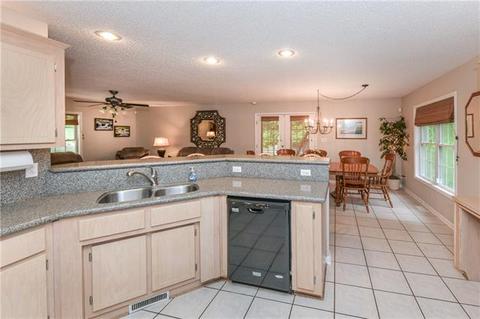 2843 Devonshire Rd, Newton, NC 28658 photo 11