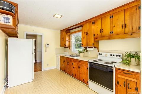 1005 Crescent St, Monroe, NC 28112 photo 17