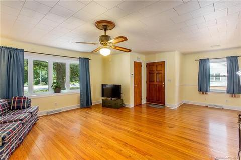 1005 Crescent St, Monroe, NC 28112 photo 9